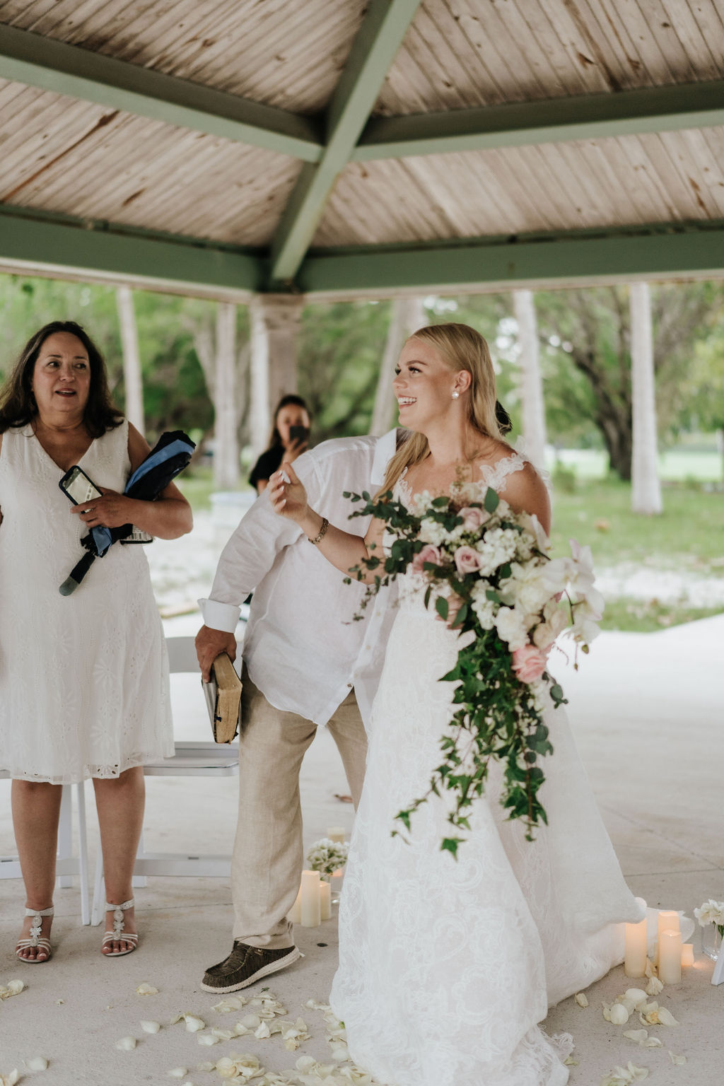 Ashley & Richard — Photo 2