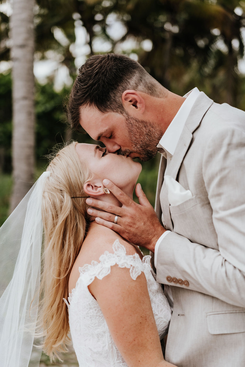 Ashley & Richard — Photo 41