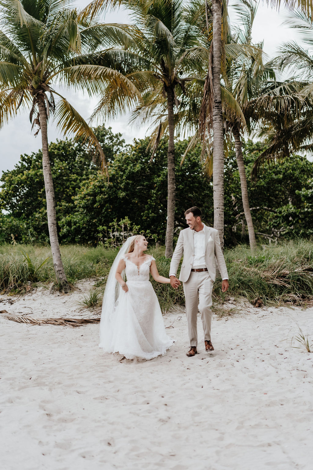 Ashley & Richard — Photo 42