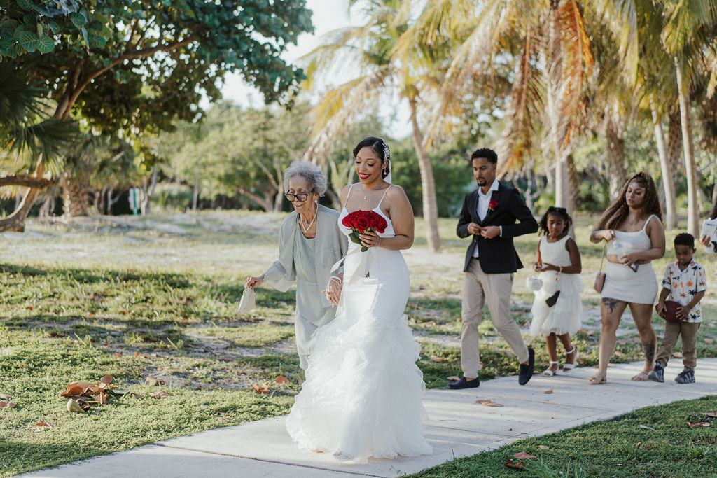 Harold & Shirley — Photo 44