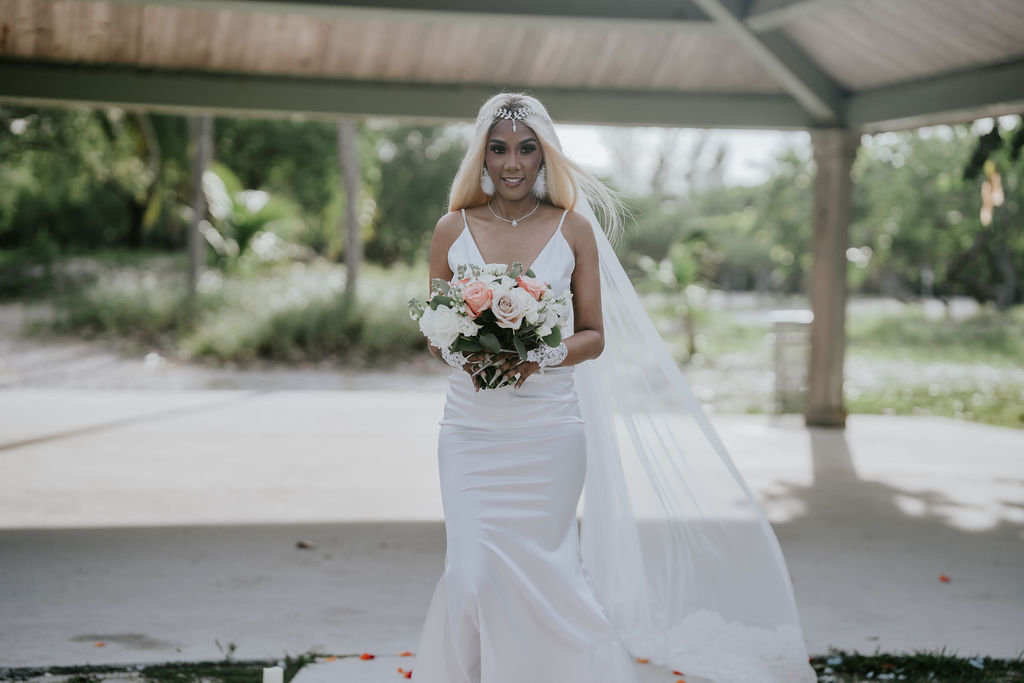 Philip & Theresa — Photo 7