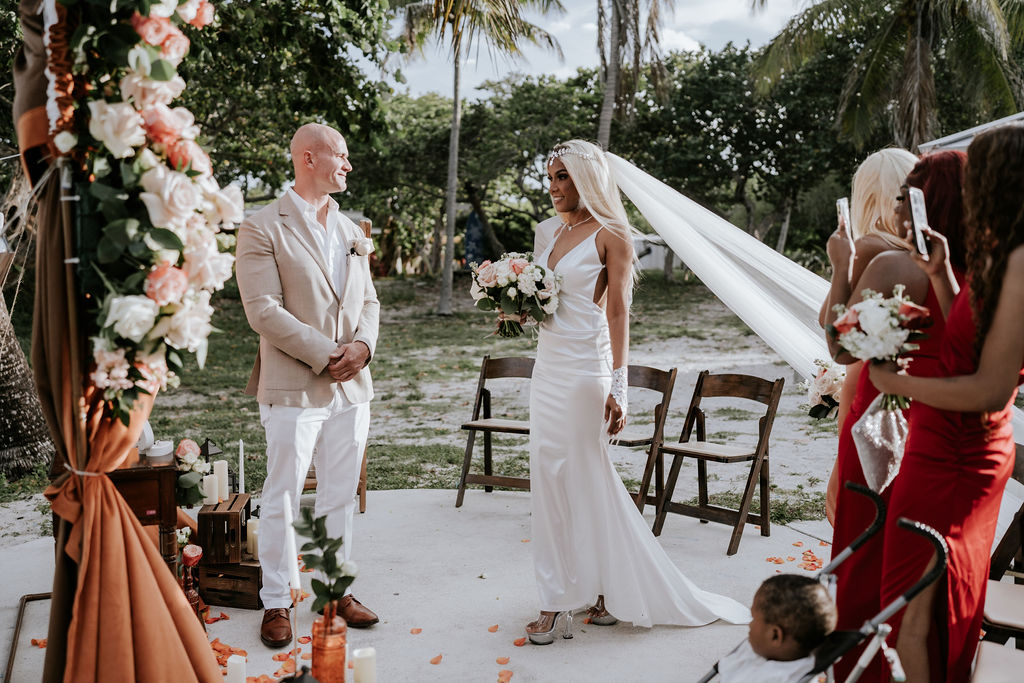 Philip & Theresa — Photo 9