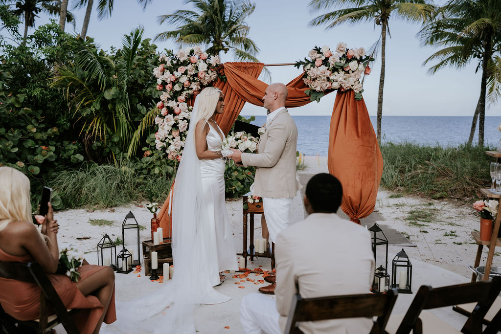 Philip & Theresa — Photo 14