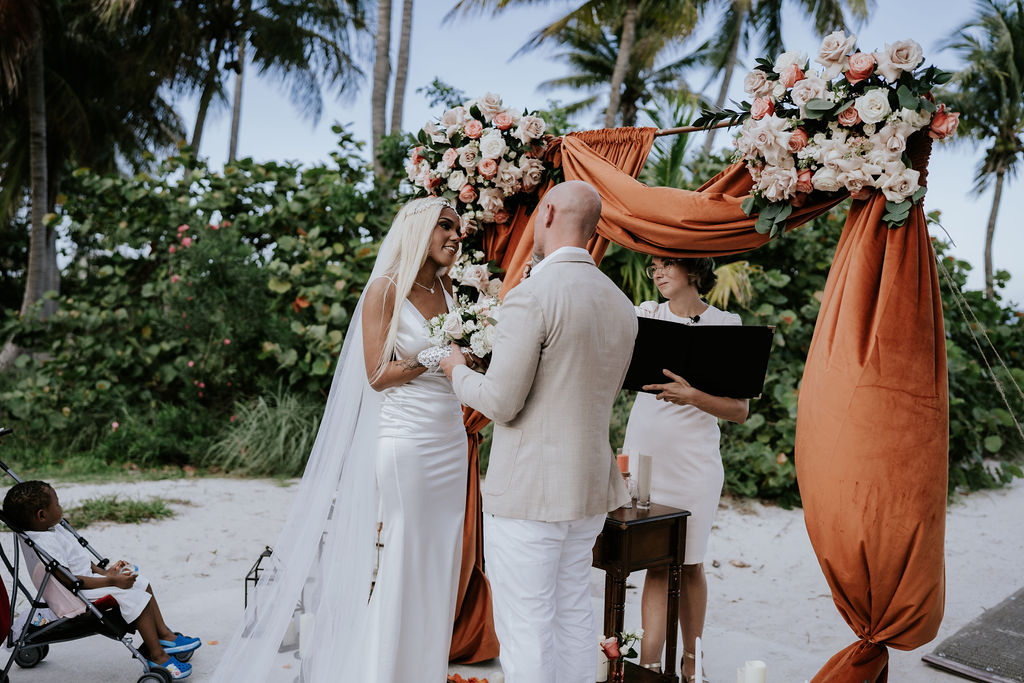 Philip & Theresa — Photo 19